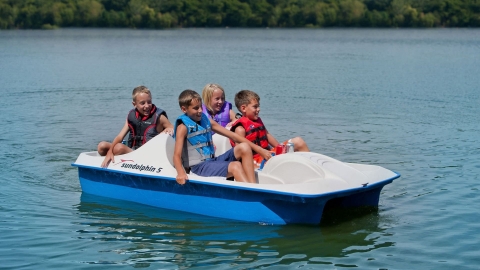 Aqua paddle boat